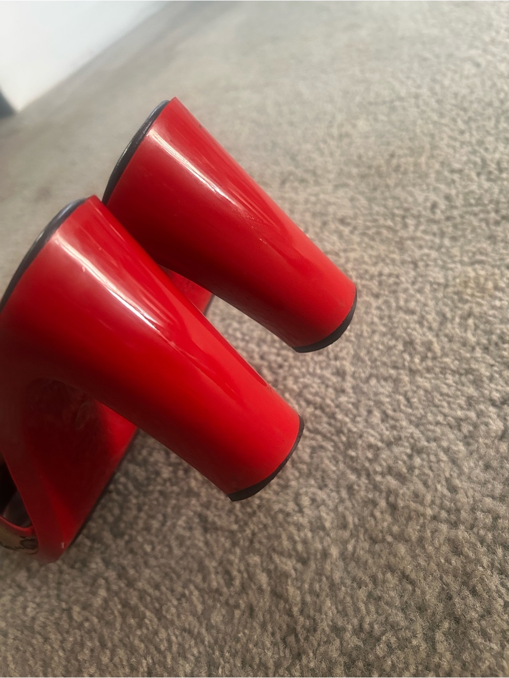 Authentic Gucci Beige Monogram Slide Heels with Red Trim - Picture 7 of 17